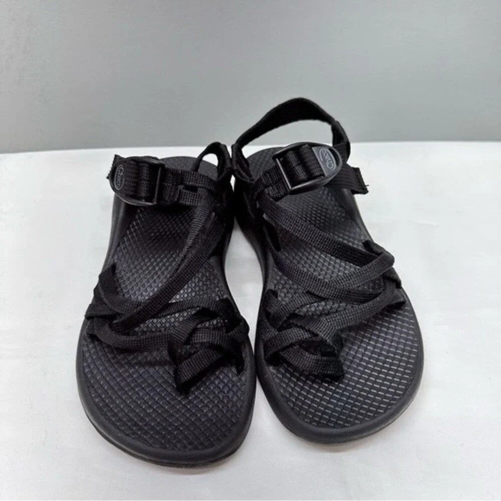 Chaco zx2 black double strap sandal women’s 6‎